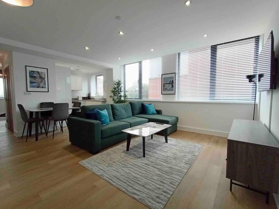 Luxury 2 Bed 2 Bath Flat Near Old Trafford Leilighet Manchester Eksteriør bilde