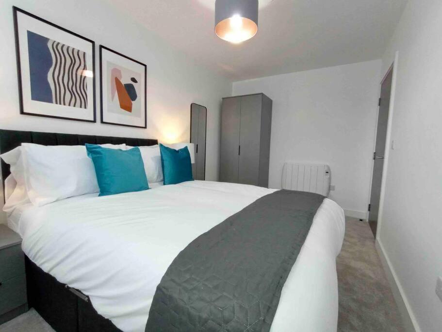 Luxury 2 Bed 2 Bath Flat Near Old Trafford Leilighet Manchester Eksteriør bilde